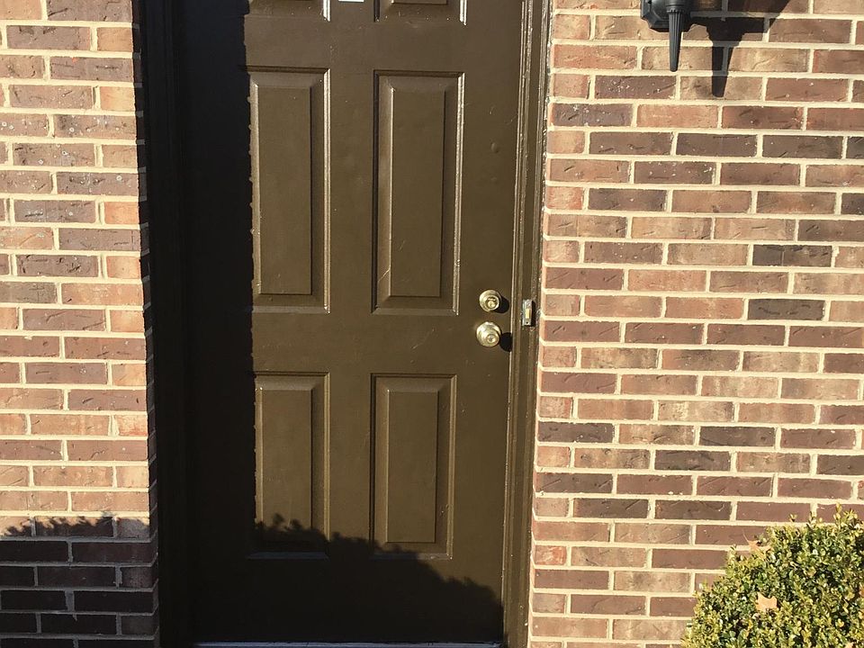 1st image of 601 Larch St #B