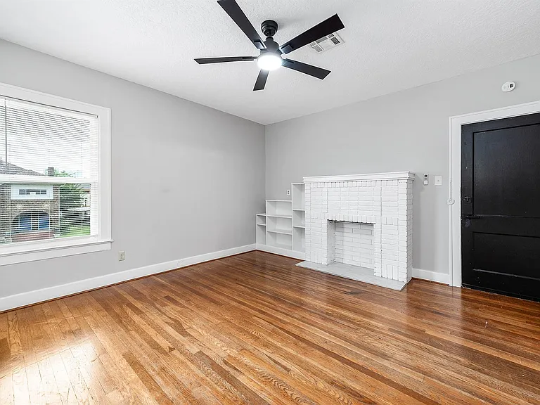 2509 Arbor St — Photo 16