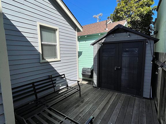 3rd image of 519 Cortes St