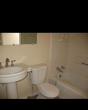 2nd image of 1209 E Century Ave