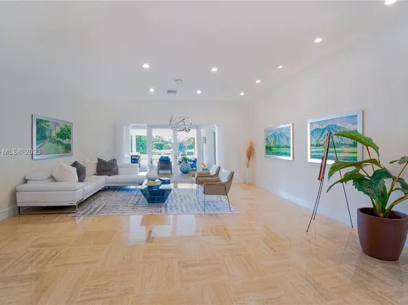 781 Ranch Rd, Weston, FL 33326