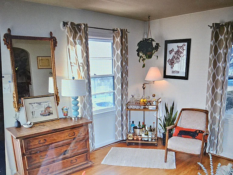 311 Jefferson St — Photo 3