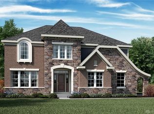 2631 Fairway Ln, Beavercreek, OH 45431