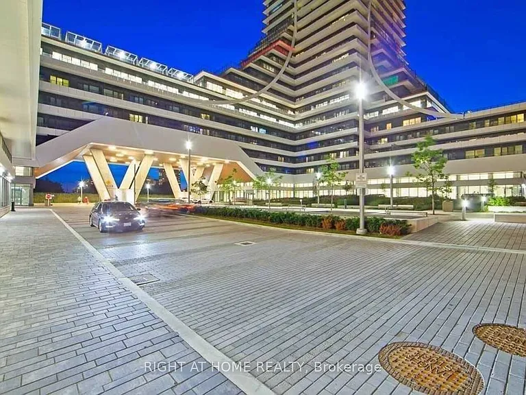 30 Shore Breeze Dr #3212 — Photo 4
