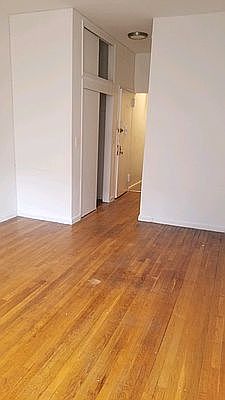 2nd image of 236 E 82nd St APT 3A