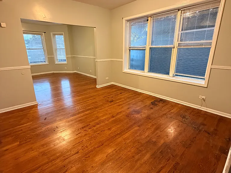 7354 S Perry Ave #2 — Photo 4