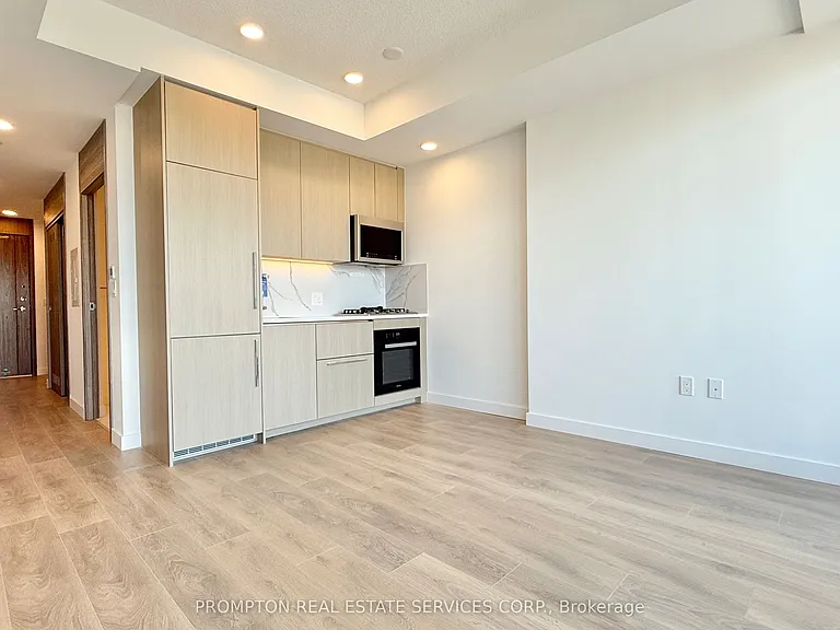 18 Esther Shiner Blvd #1606 — Photo 14