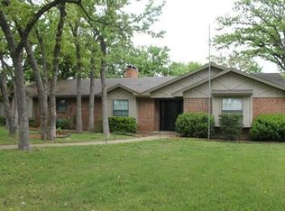 117 Timber Ridge Cir, Burleson, TX 76028