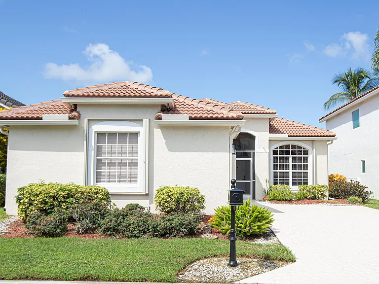 10881 La Salinas Cir — Photo 16