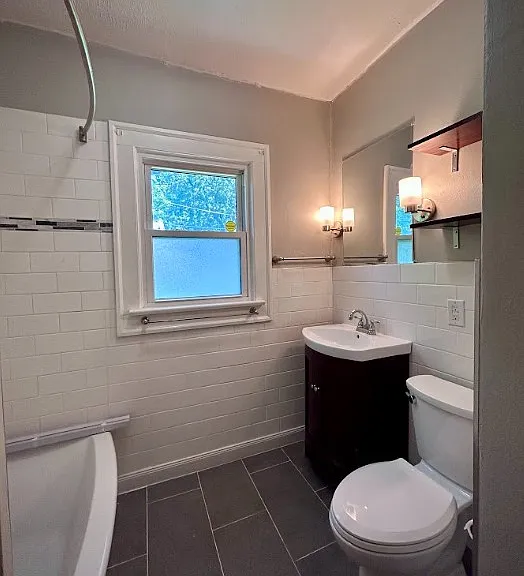1025 N Leland Ave — Photo 4