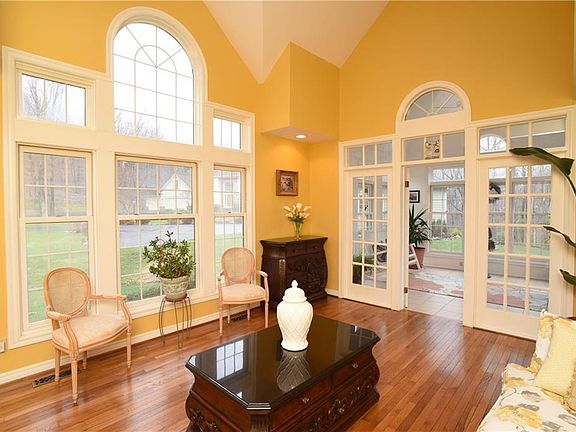 4th image of 7 Vineyard Hl