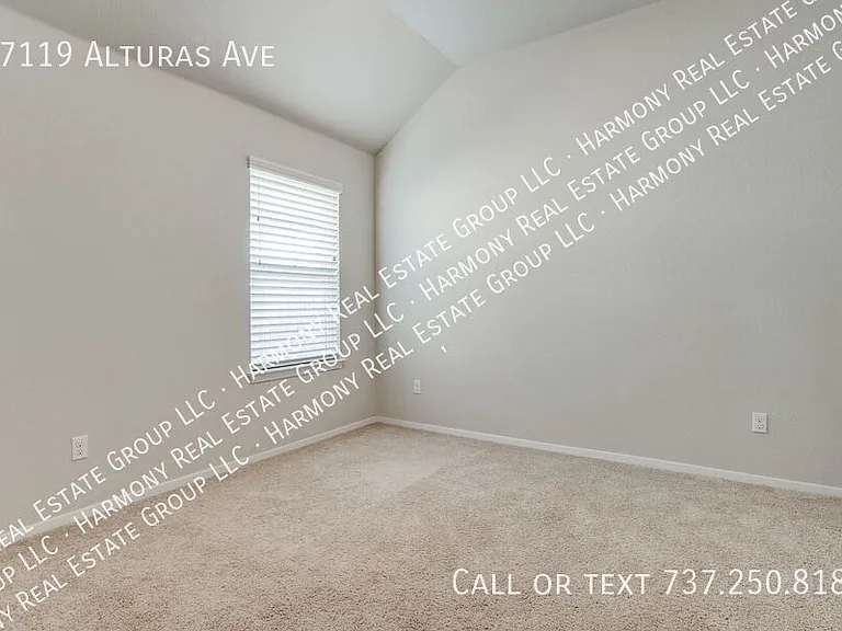 17119 Alturas Ave — Photo 12