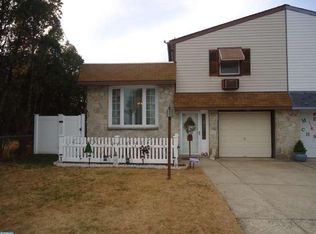 9312 Glenloch St, Philadelphia, PA 19114