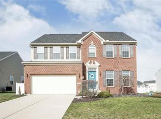 3047 Cattail Dr, Tipp City, OH 45371