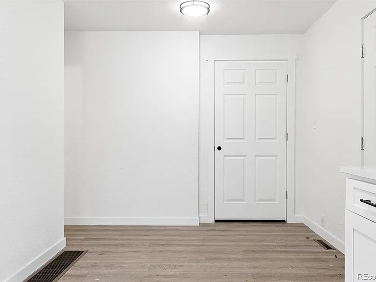 2280 S Decatur St — Photo 10