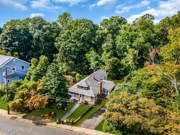 148 Chapel Hill Road, Red Bank, NJ 07701