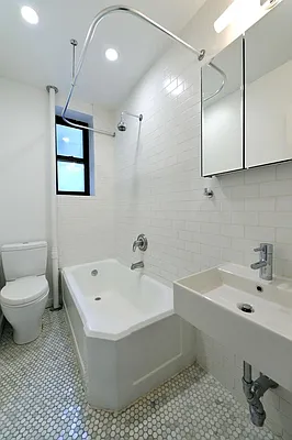 Rented by Aether Property Group | media 12