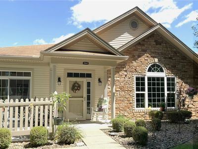 264 Stonegate Blvd, Hermitage, PA, 16148