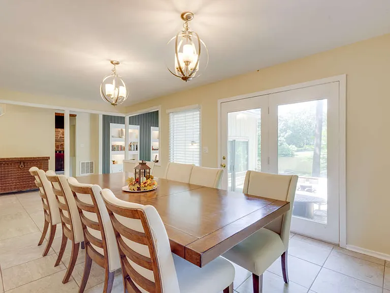540 Kerry Lake Dr — Photo 18