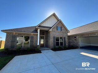 396 Garrison Blvd, Fairhope, AL 36532