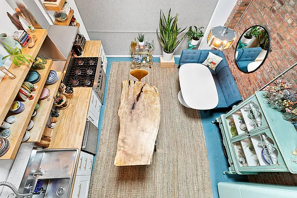 Rented by Corcoran | media 24