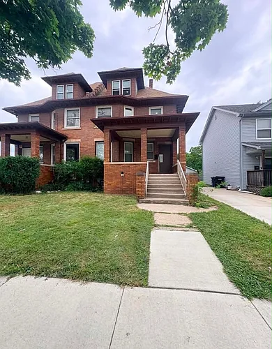 668-70 Pingree Ave Photo 1