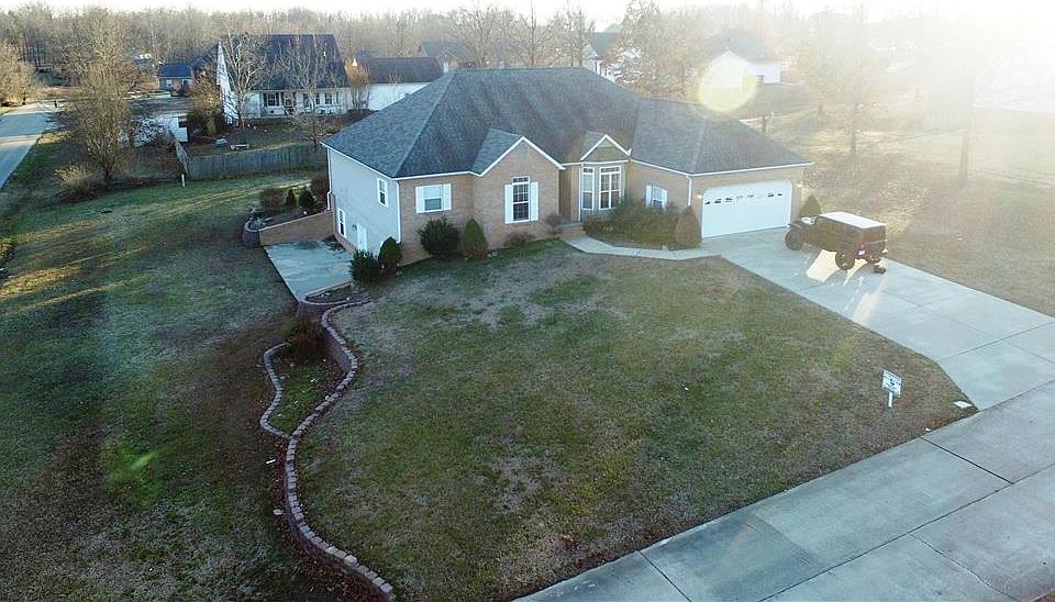 1st image of 6626 Oak Briar