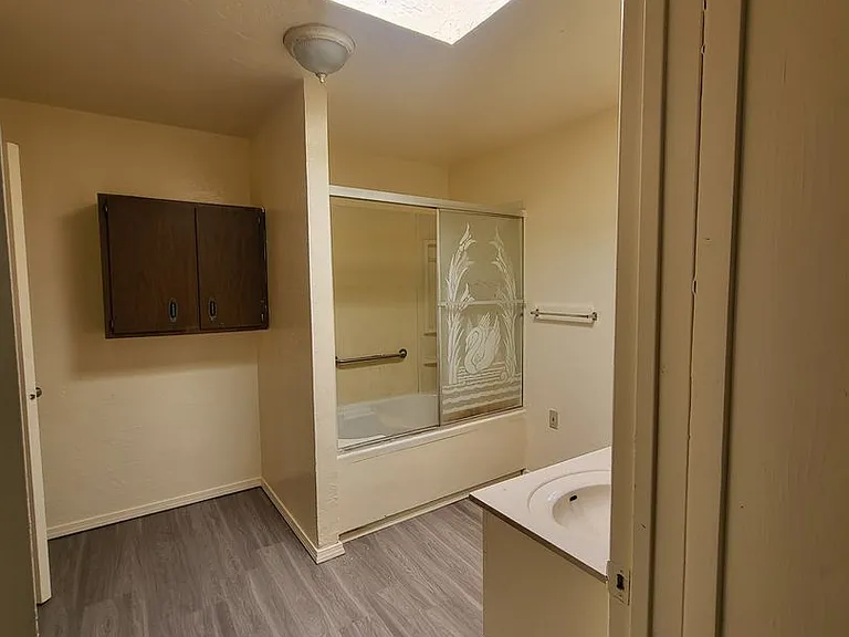 5817 Central Avenue NW — Photo 3