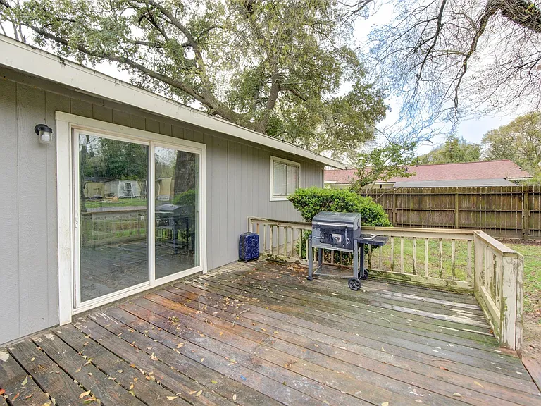 4106 California St — Photo 21
