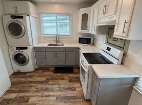 5467 Kinston Ave, Culver City, CA