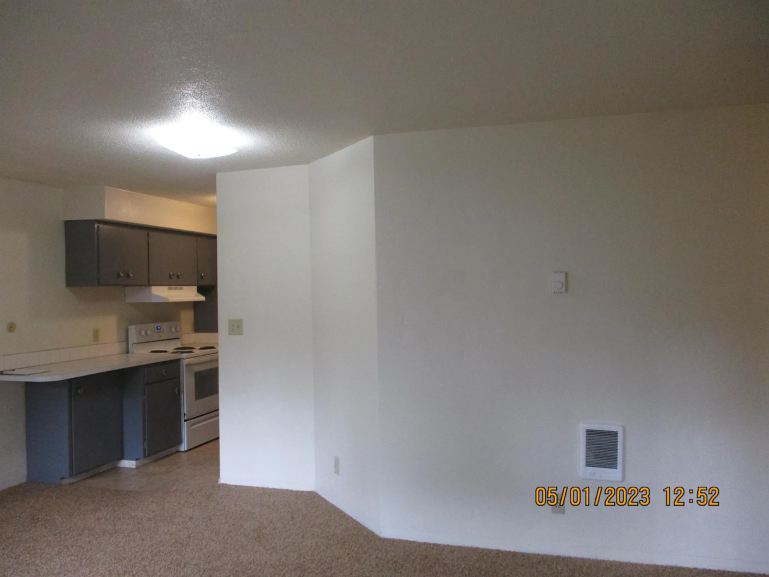 555 West 8th Avenue — Photo 1