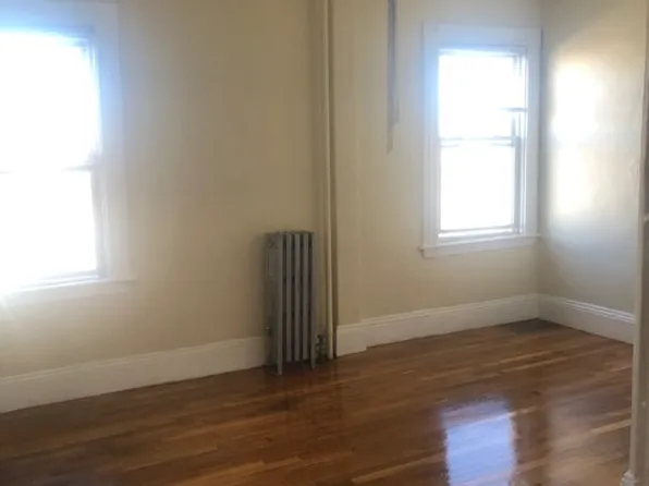 286 Beacon St APT 5, Boston, MA 02116
