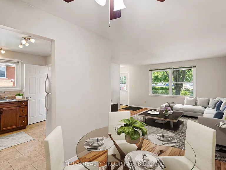 624 Mornington Ave — Photo 8