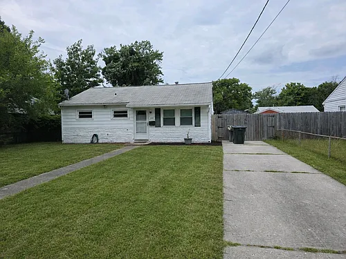 1917 Somerville Dr Photo 1