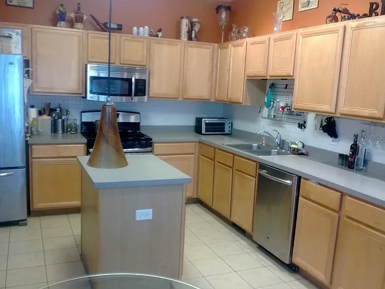 2027 Juniper Ct — Photo 4