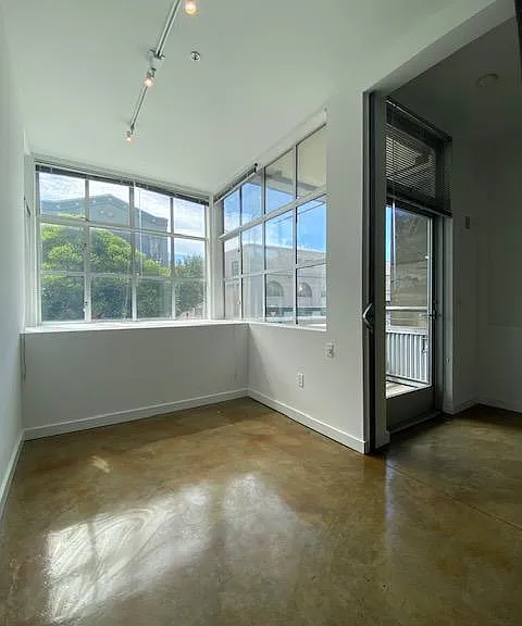 Lantern Lofts — Photo 10