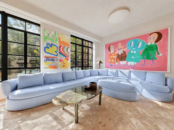 30 Sullivan Street image 2 of 24