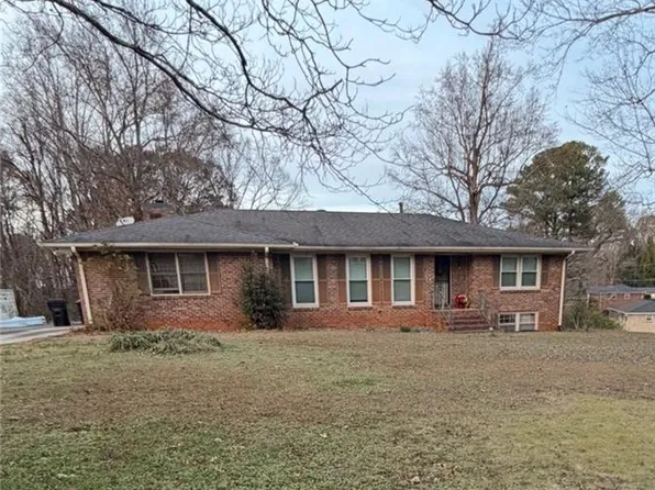 242 Angla Dr SE, Smyrna, GA 30082