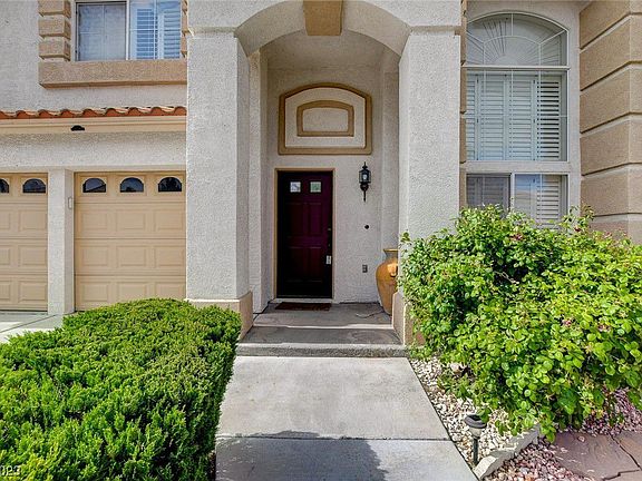 5th image of 8305 Deer Springs Way