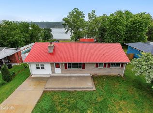 812 Brown Ave, Kingston, TN 37763