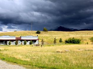 23 River Dr, Livingston, MT 59047