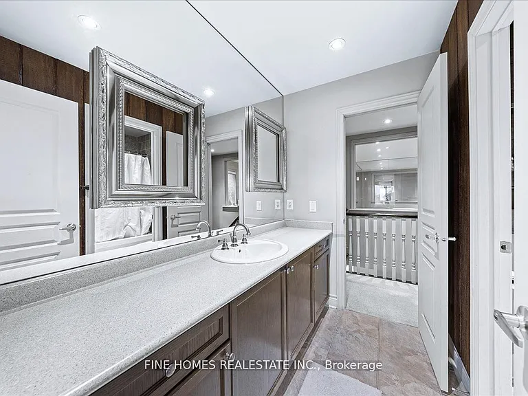 26 Gesher Cres — Photo 24