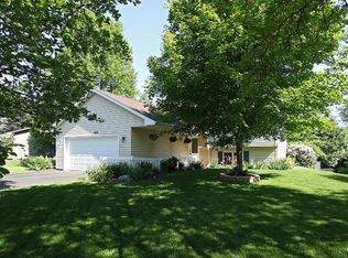 873 Curry Trl, Eagan, MN 55123