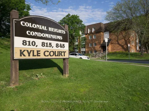 810 Kyle Ct W #104, Brockville, ON K6V 6H6