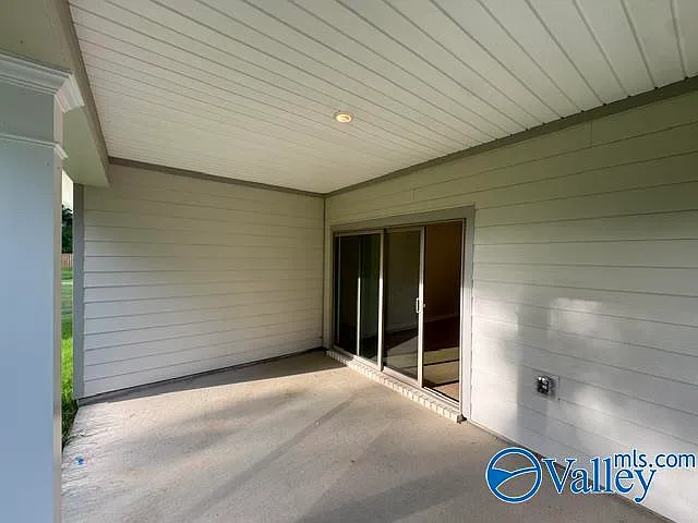15597 Ruthie Lynn Dr — Photo 40