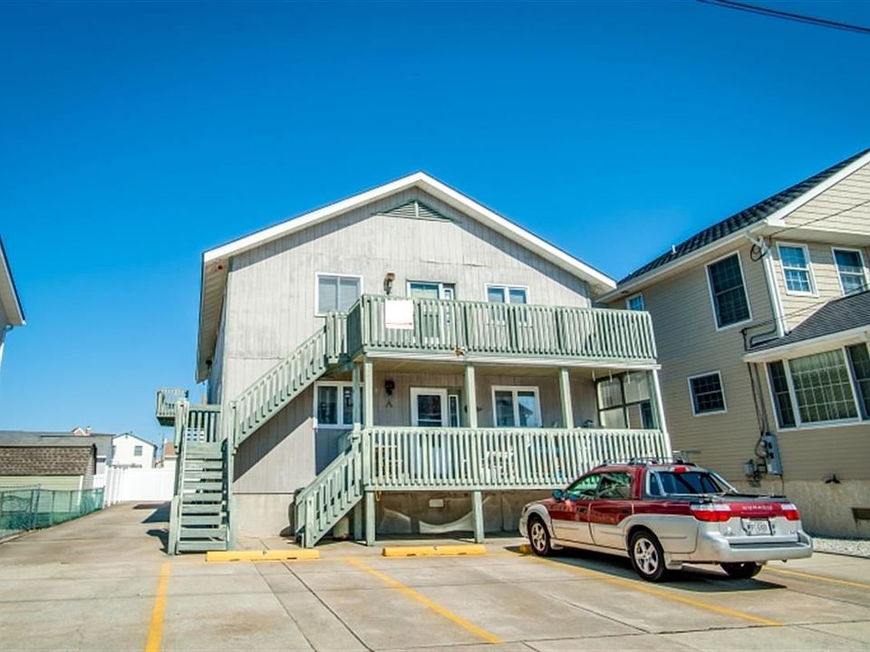 1st image of 5304 Hudson Ave #2