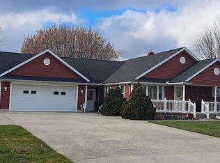 1751 Stewart Rd, Lima, OH 45801