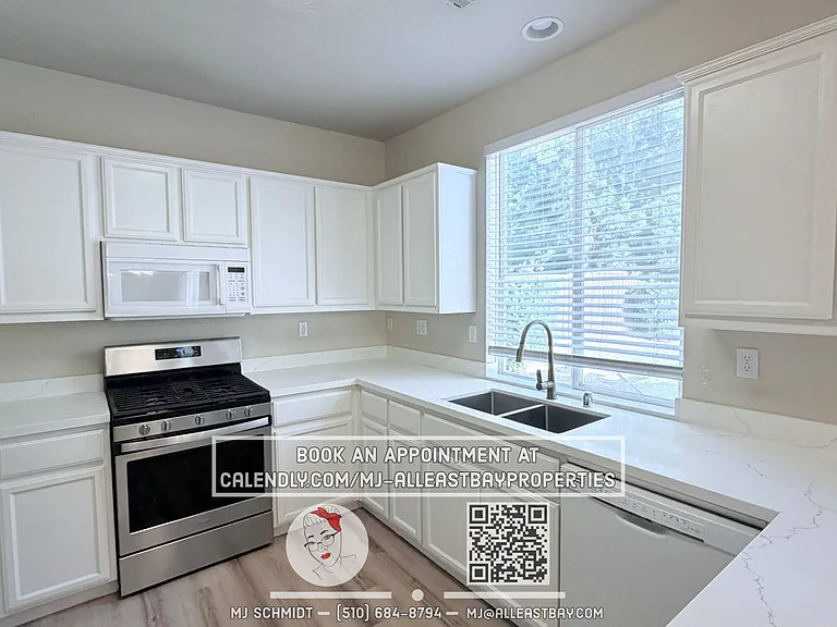 936 Yardley Pl — Photo 10