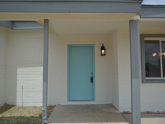 5th image of 5424 W Highland Ave