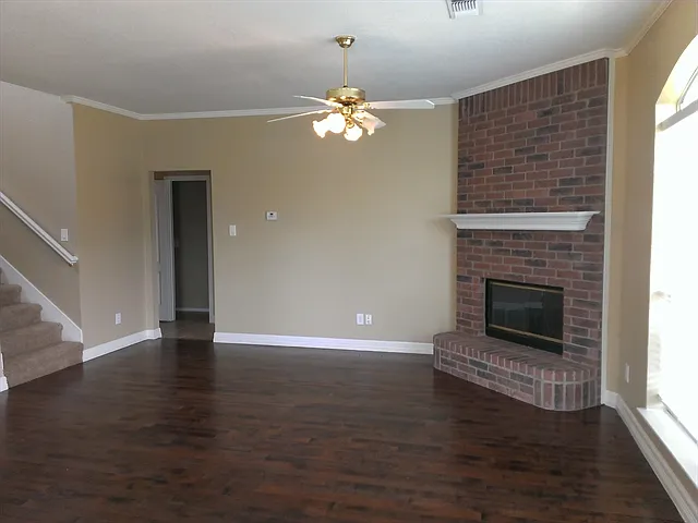 7504 Wood Slope Dr — Photo 7